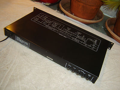 Vesta Kozoh DIG-410, Digital Delay, Feedback, Hi-Cut, Modulation