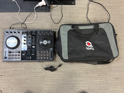Native Instruments TRAKTOR KONTROL S2 MK1 DJ Controller With Case