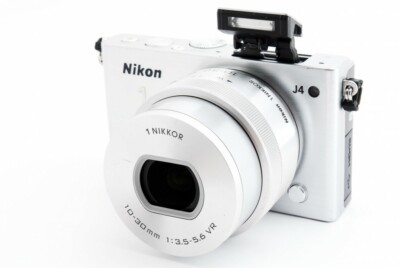 Nikon 1 J4 18.4MP 10-30mm Lens Kit Silver [Exc+++] w/8GB SD Card