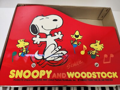 Vintage Peanuts Snoopy and Woodstock Piano Determined Productions