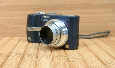 Panasonic Lumix DMC-TZ1 5MP Compact Digital Camera, 10x Optical