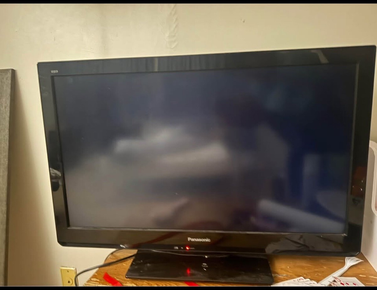 Panasonic Viera TC-L32C3 32