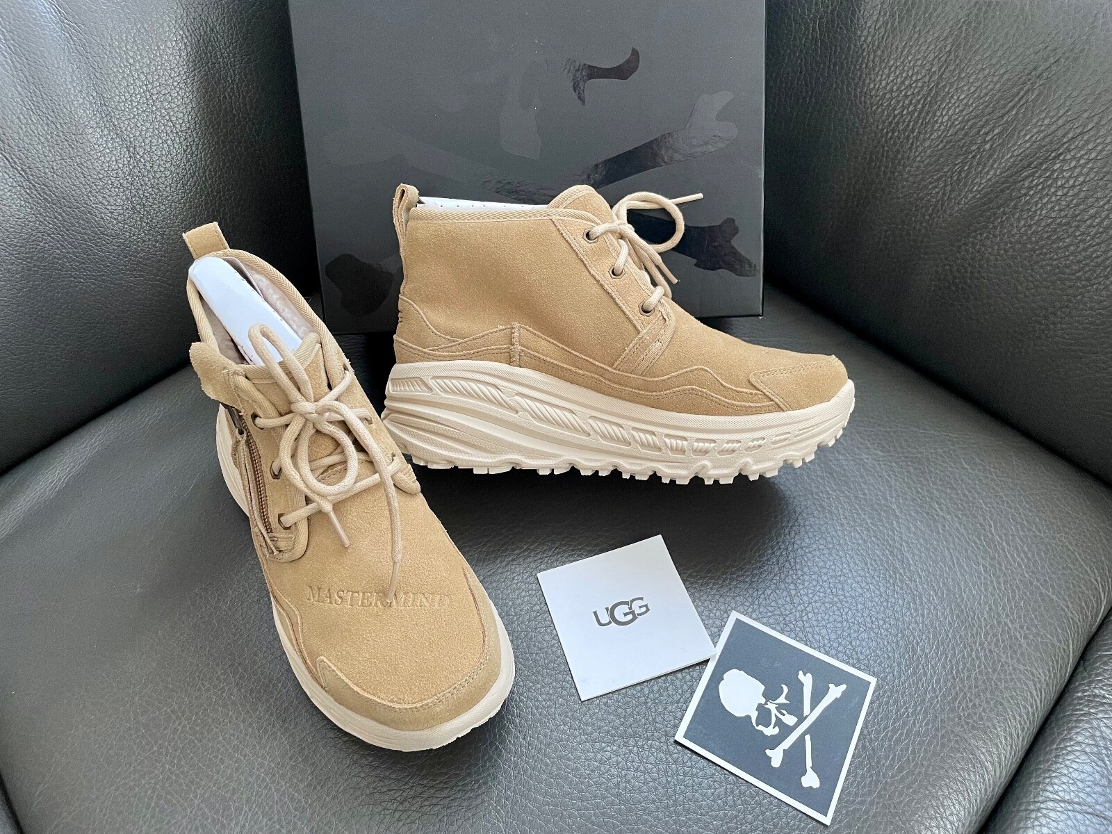 NEW IN BOX UGG X MASTERMIND WORLD CA805/CHUKKA NEUMEL BOOTS SIZE 7