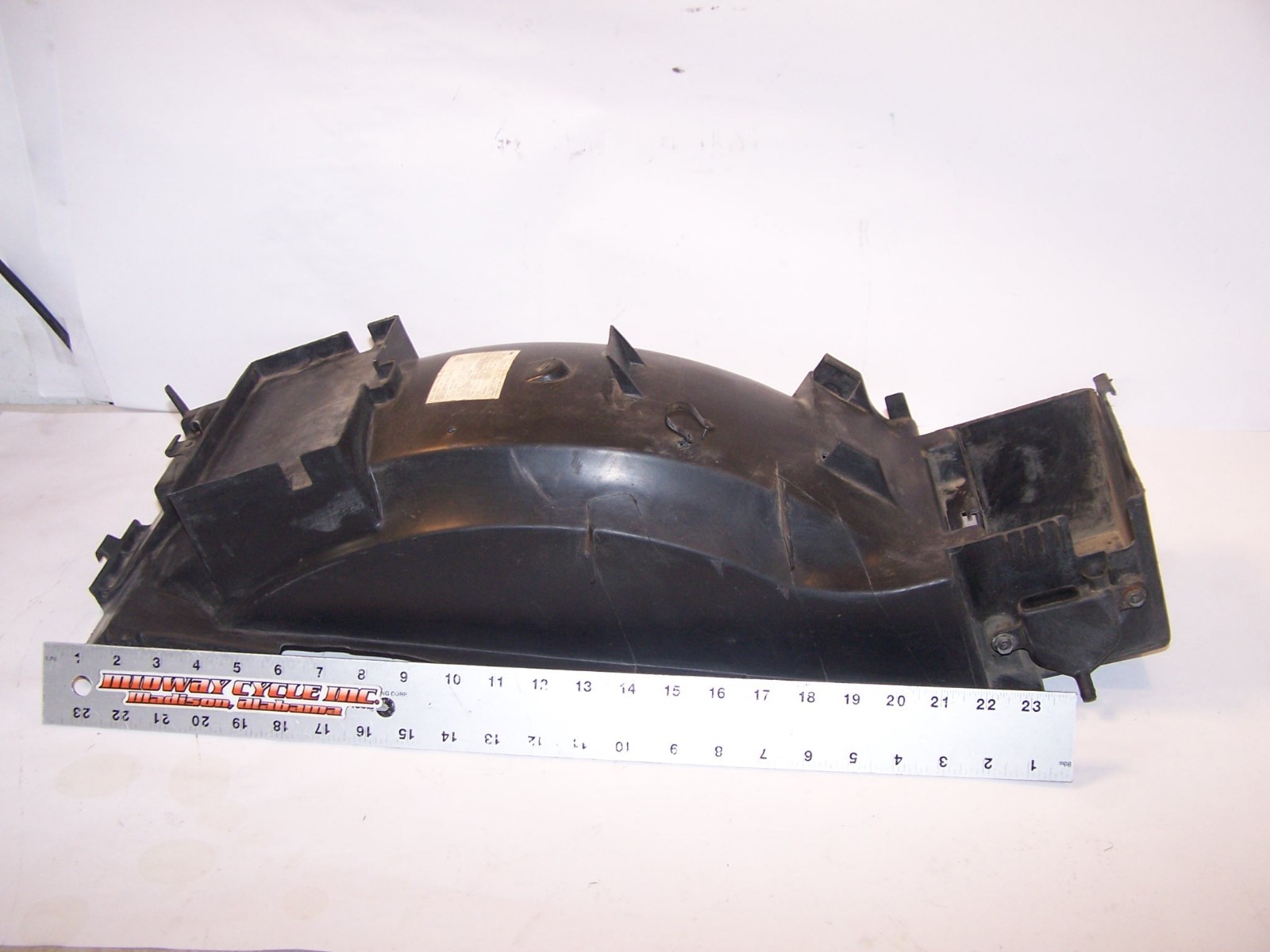 KAWASAKI ZX11 REAR FENDER A 35023-1257 ZX 11 ZX-11 NINJA 1990 90