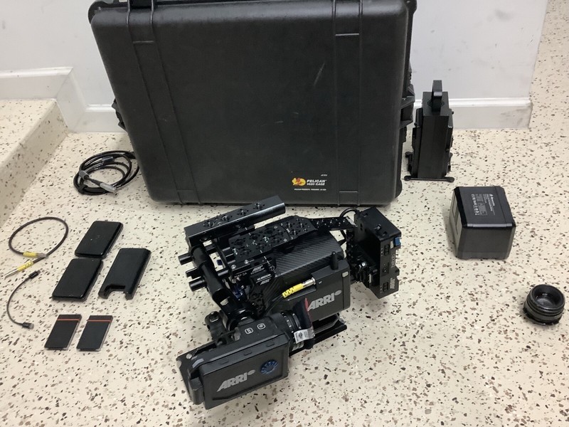 ARRI ALEXA MINI LF KIT WITH FULL CINEMA CAMERA -ENTIRE STUDIO -3X