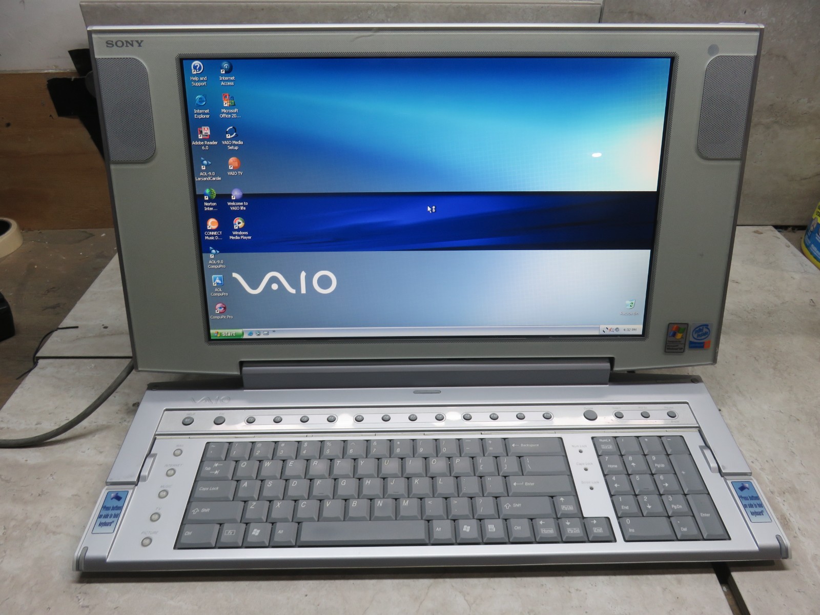 Sony VAIO PCV-9911 AIO PENTIUM 4 2.40GHz 1GB RAM 16GB HDD WINDOWS