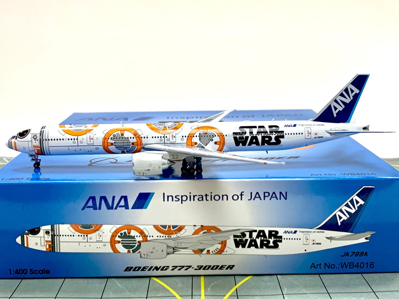 全日空商事 1⁄200 ANA 777-300ER NH20017 1⁄200 B777-300ER ANA JA777A