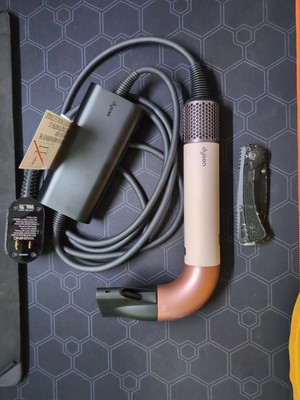 Dyson Supersonic r Ceramic Pink + Rose Gold Supersonic r - New