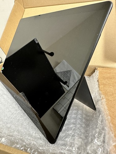 Microsoft Surface Pro X 1876 13