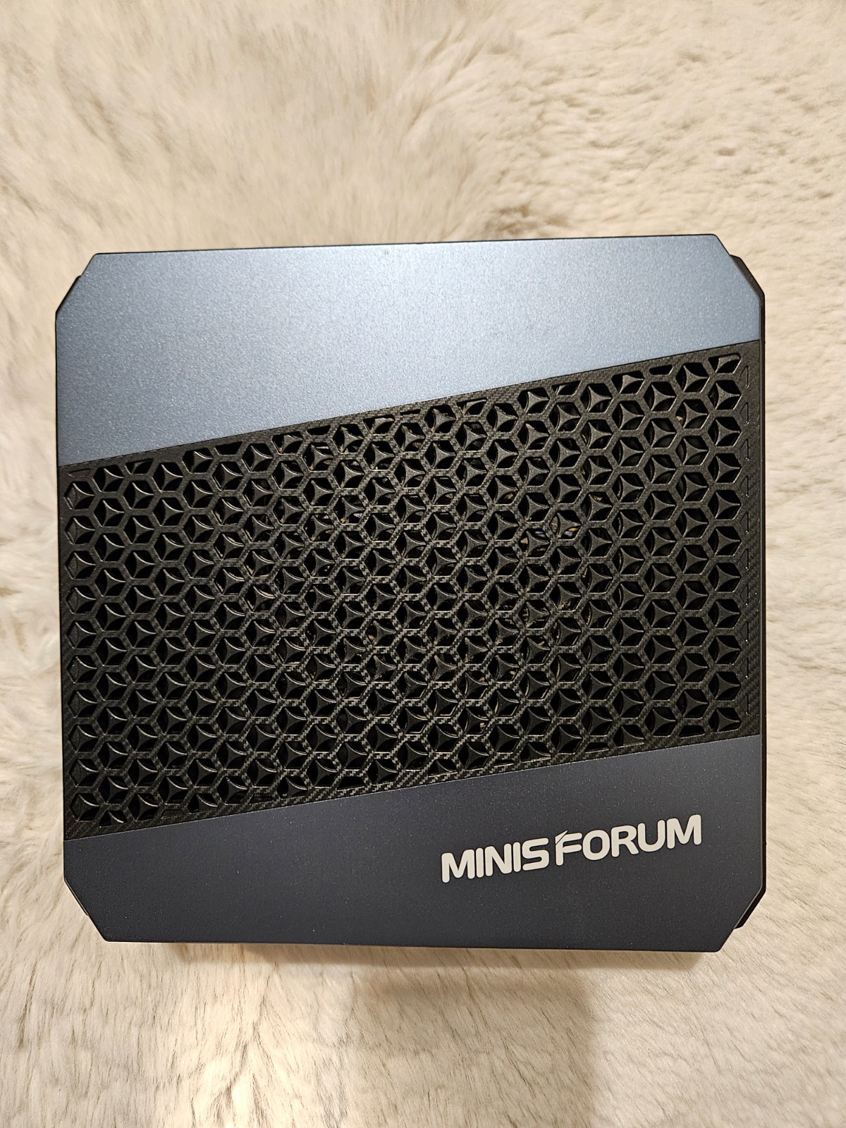 Minisforum EliteMini HX90 Mini PC AMD Ryzen 9 5900HX / 32GB RAM