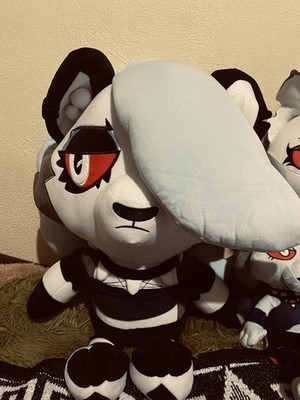 1x LOONA HELLUVA BOSS 18