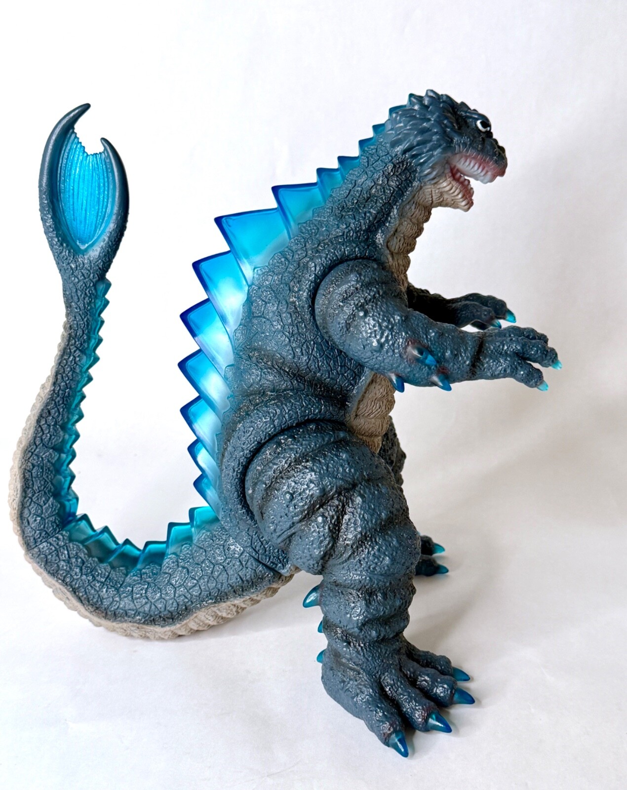 Marusan 11” Zimella Pachi Marumon Clear Blue 1962 Godzilla Style