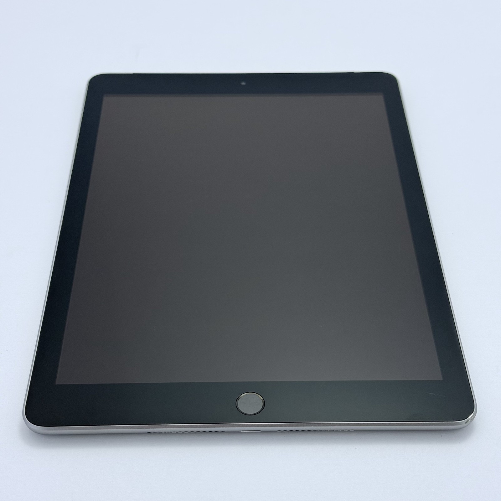 Apple iPad 6th Gen 9.7