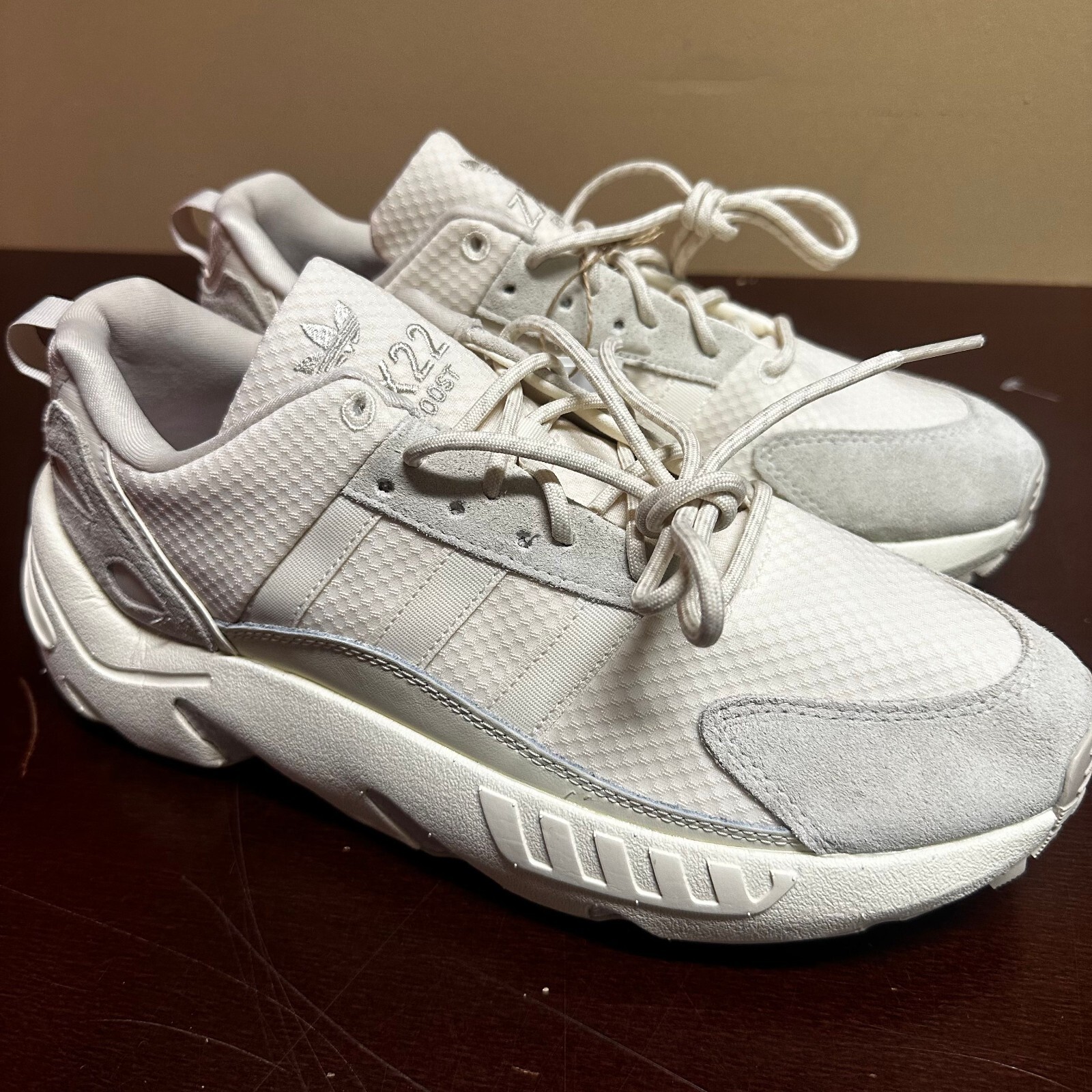 Adidas Mens White ZX 22 Boost GY6697 Athletic Running Shoes Size