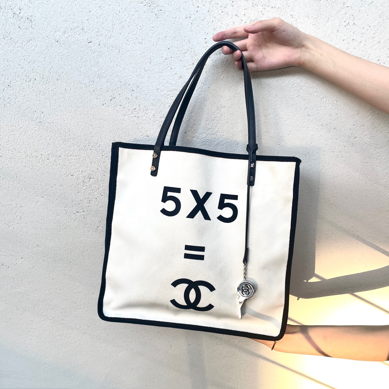 RAREAuth CHANEL 5 x 5 Large White Black Canvas Tote Bag Vintage | eBay