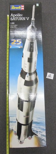 04805 Revell 25th Anniversary Apollo: Saturn V Model Kit - 1:96