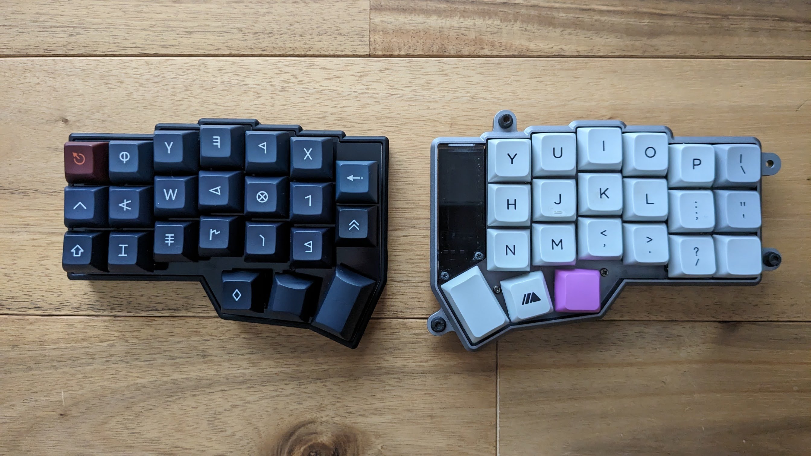 Corne Cherryを愛用した4年の後、Corne V4を購入した - chroju.dev