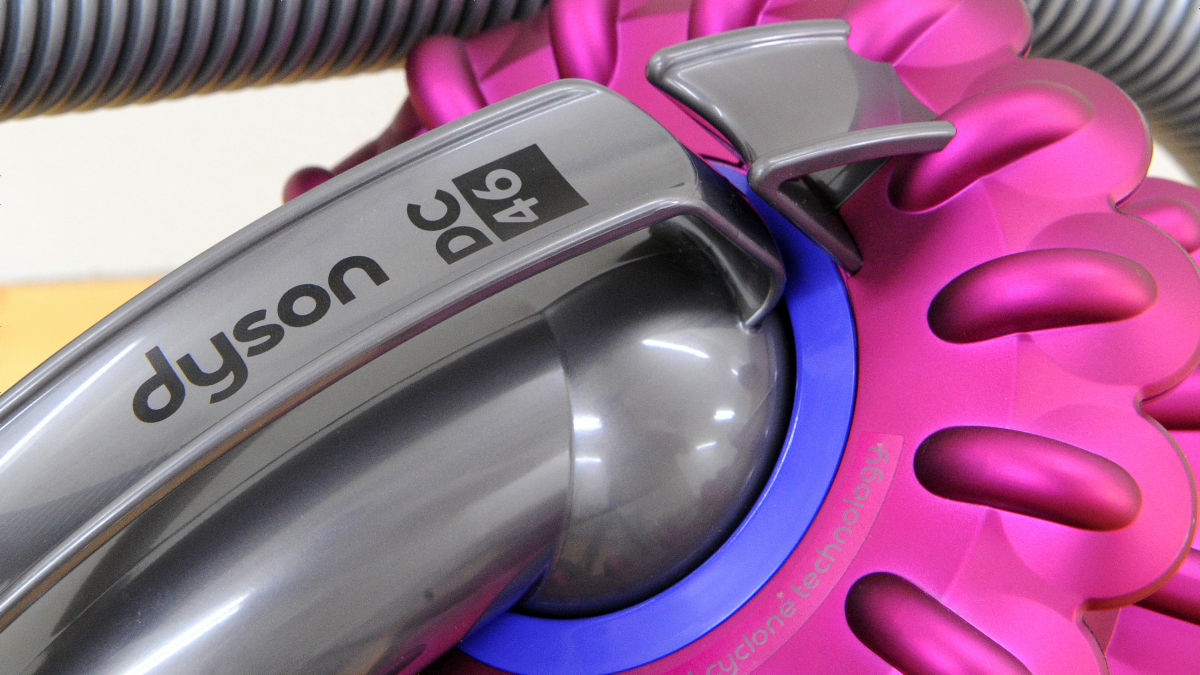 ダイソン史上最強、32個のサイクロン搭載で新次元の吸引力を実現した