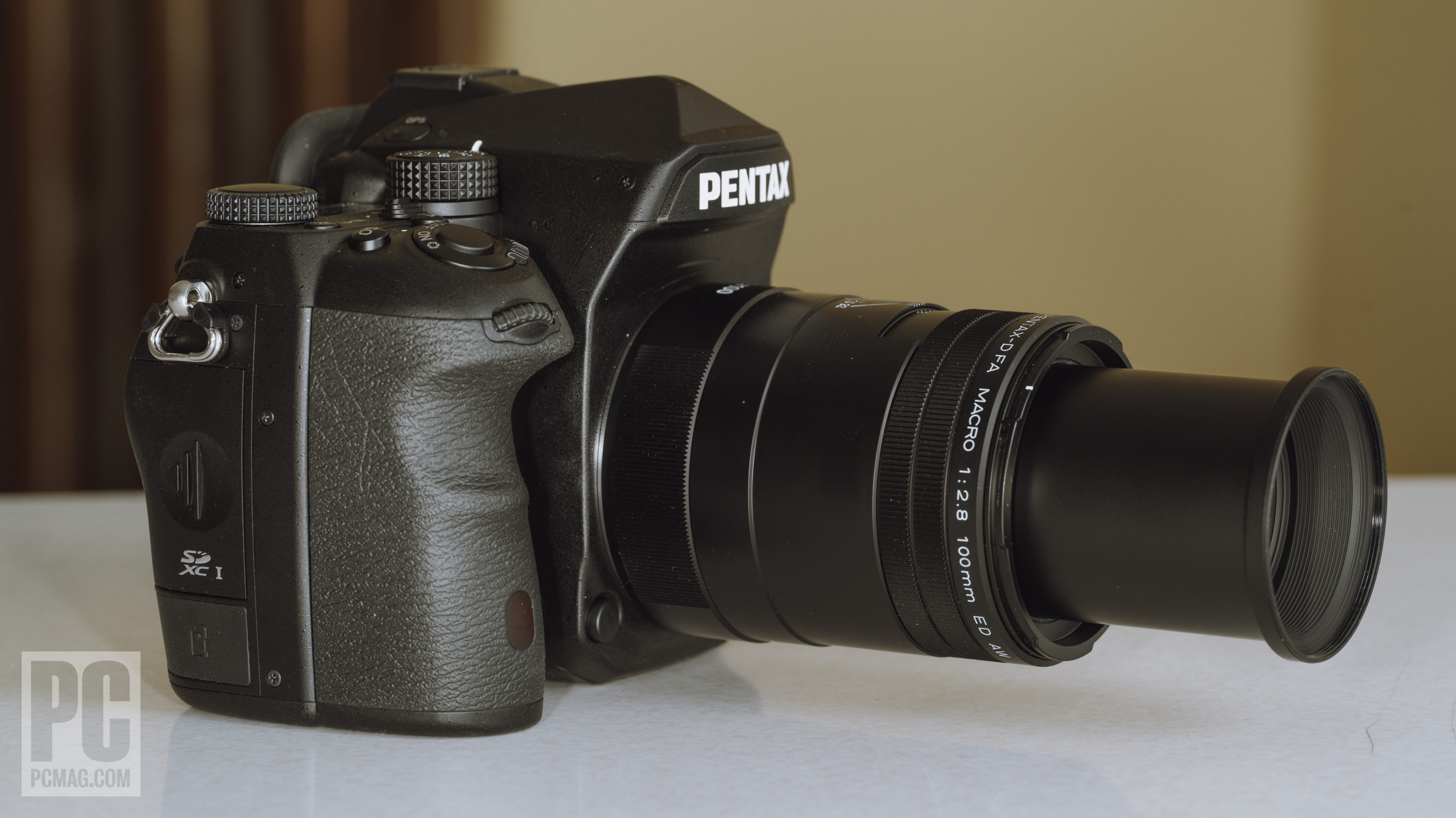Pentax HD D FA Macro 100mm F2.8 ED AW - Review 2023 - PCMag Middle
