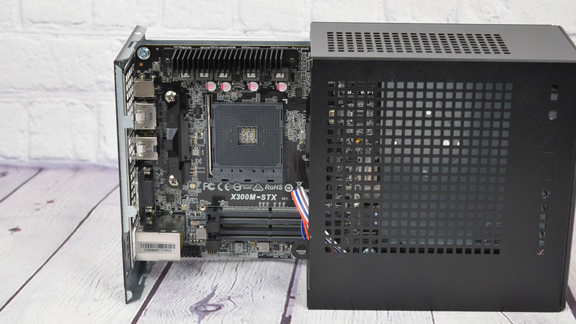 Asrock DeskMini X300 - Review 2020 - PCMag UK