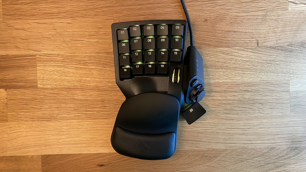 Razer Tartarus Pro Review | PCMag