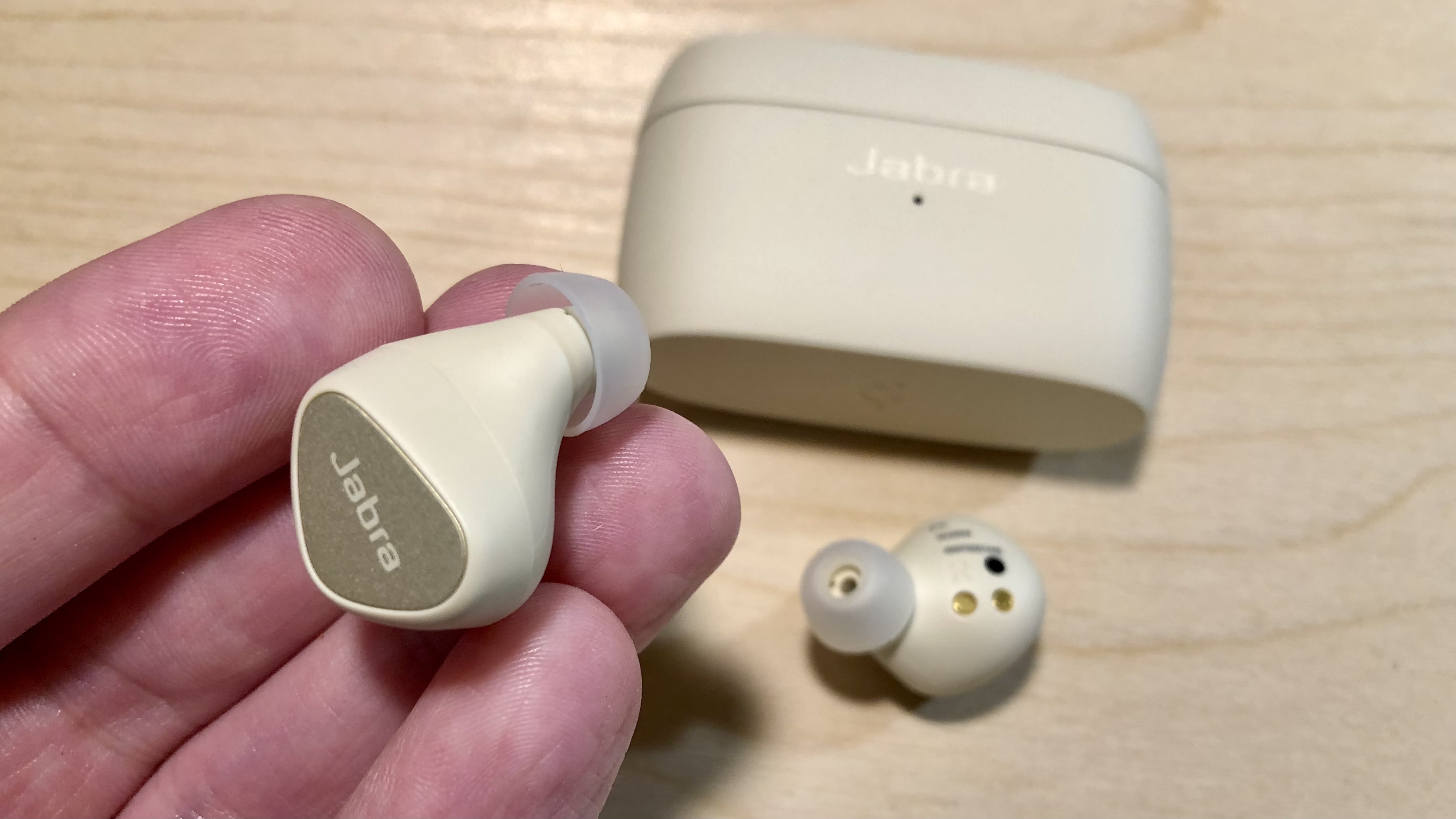 Jabra Elite 5 Review | PCMag