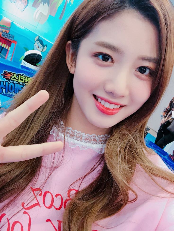 Cherry Bullet - Yuju