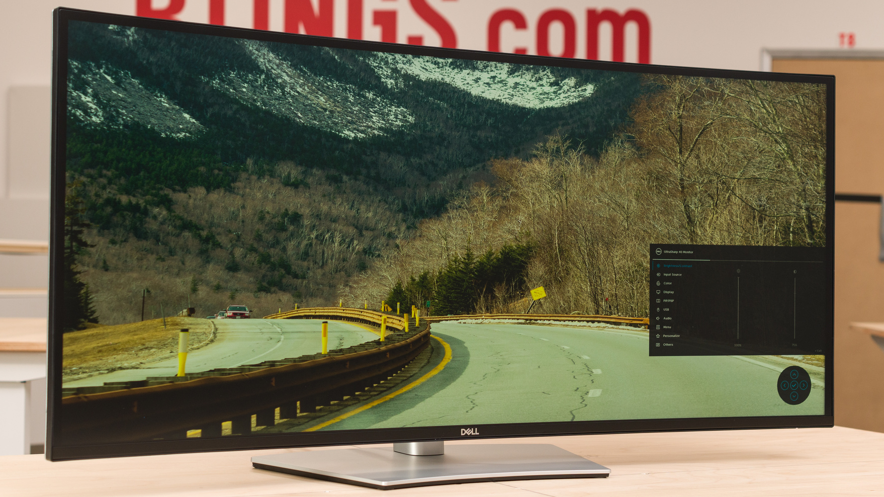 Dell UltraSharp U4021QW Review - RTINGS.com