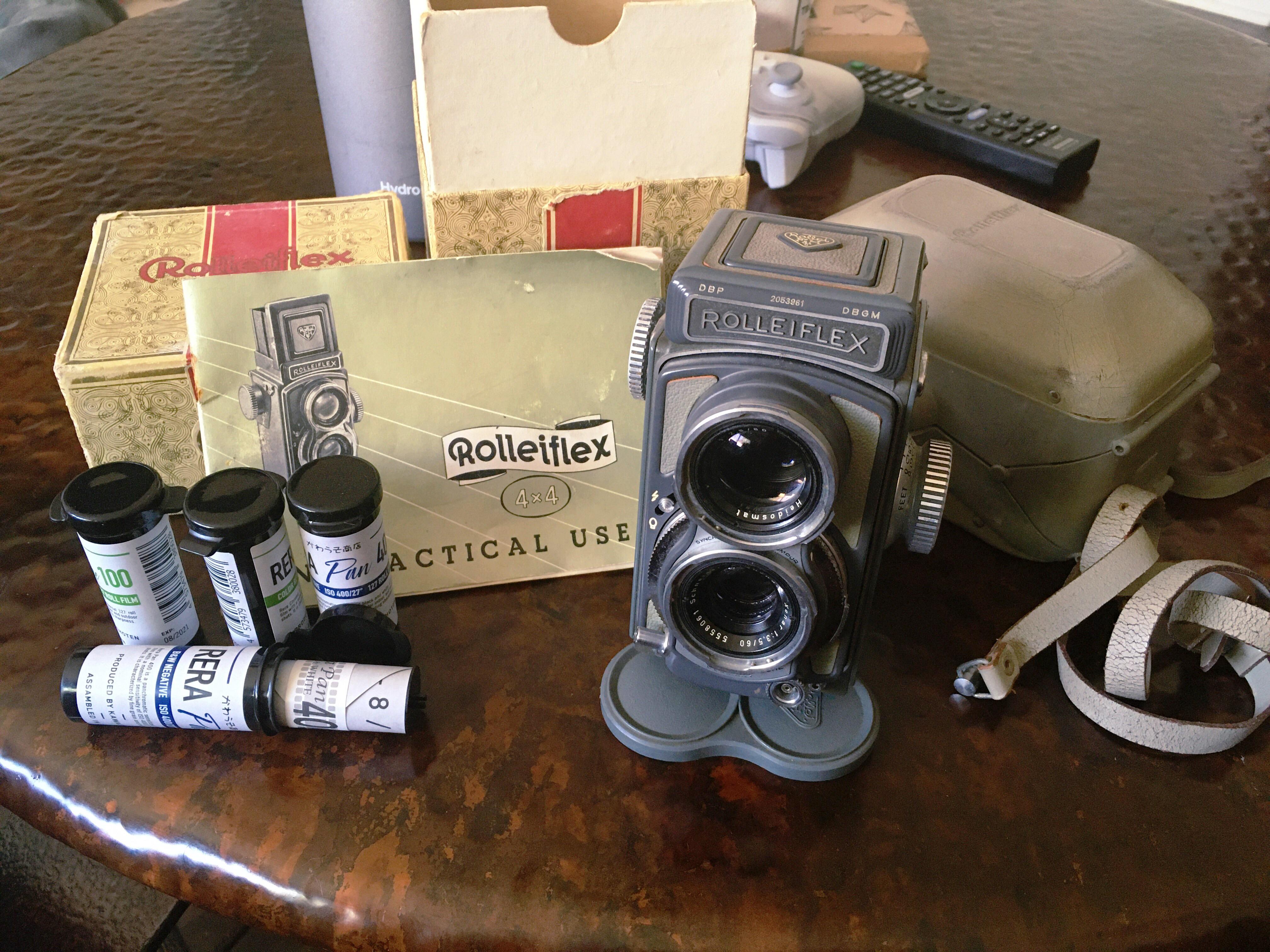 I think I can legally say I own a Rolleiflex now: Rolleiflex 4x4