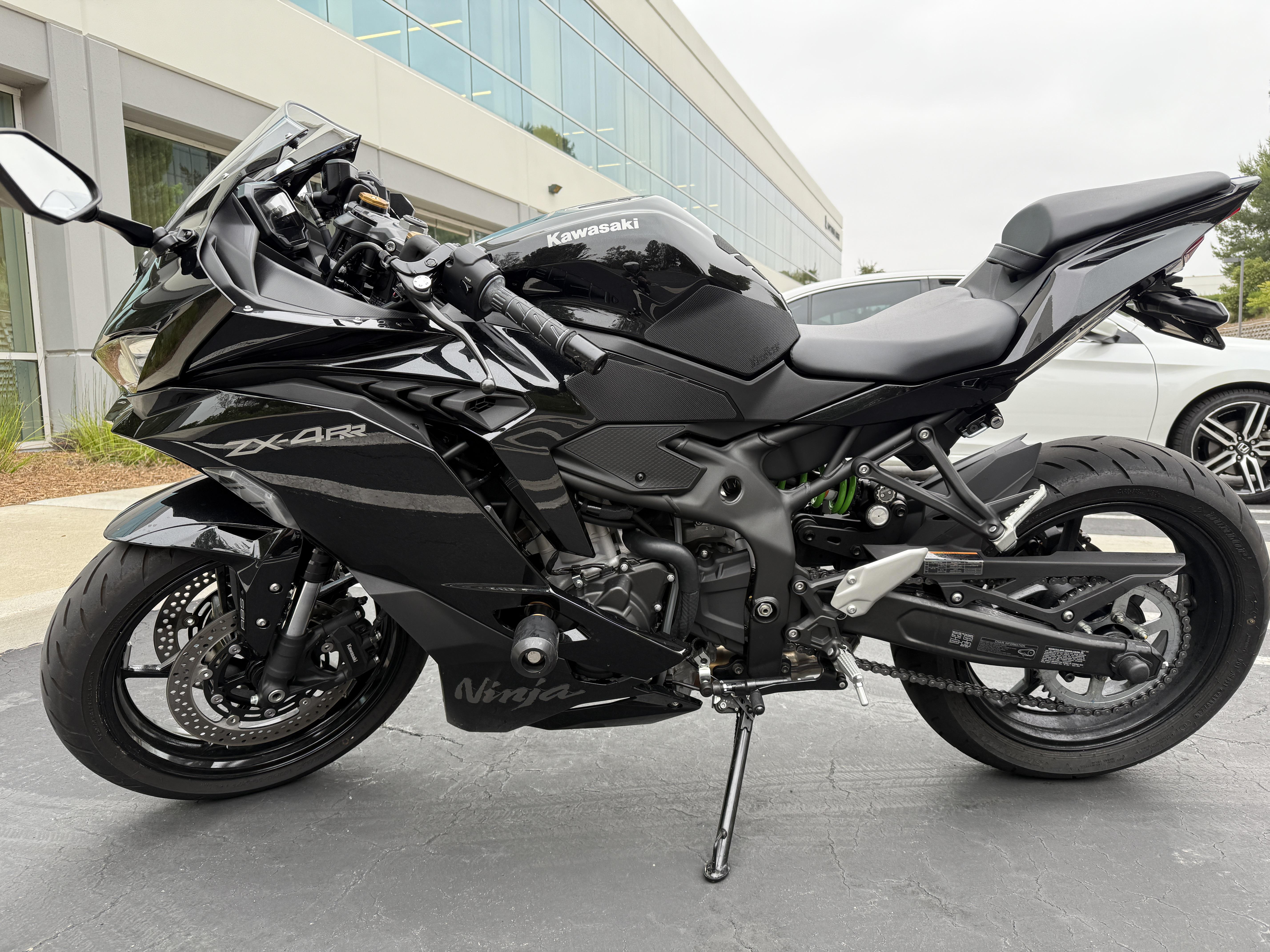 2024 ZX-4RR (5712x4284) : r/MotorcyclePorn