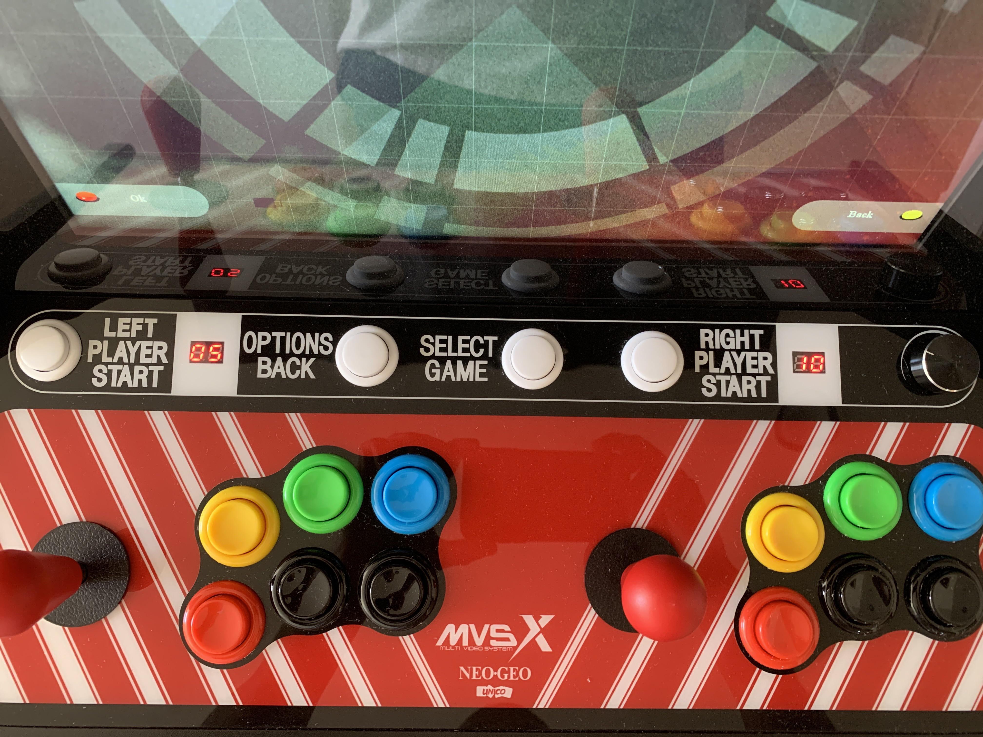 MVSXの改造終わった！新しいボタンと三和のオクトゲート！ : r/neogeo