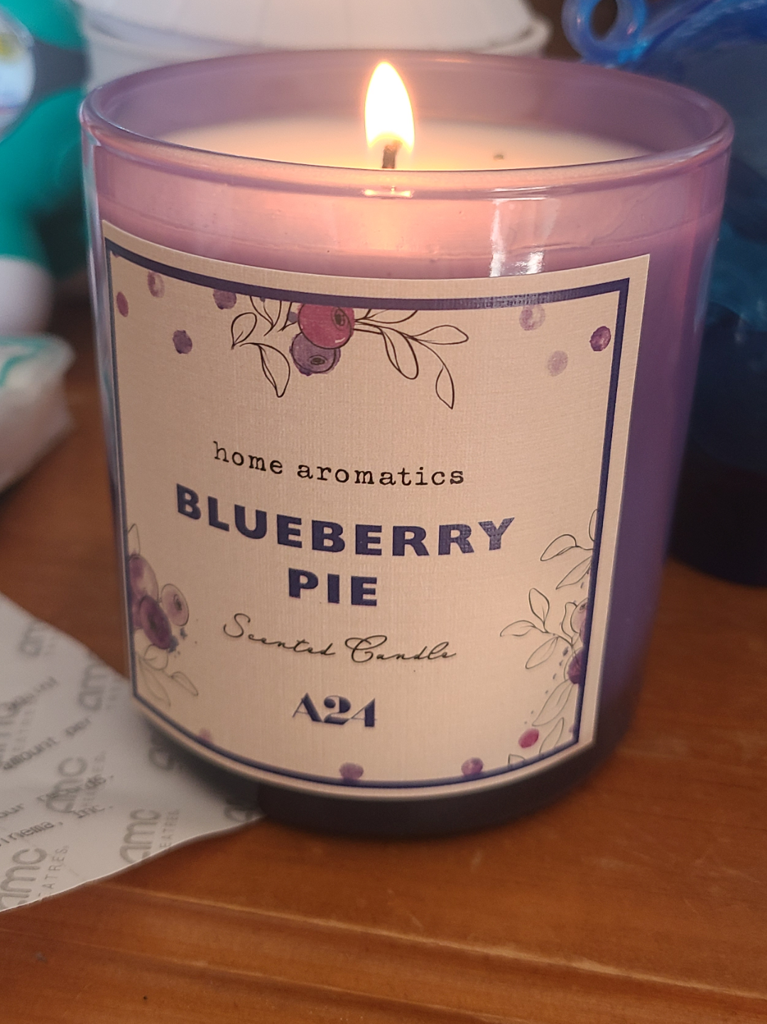 異端のブルーベリーパイキャンドル : r/A24
