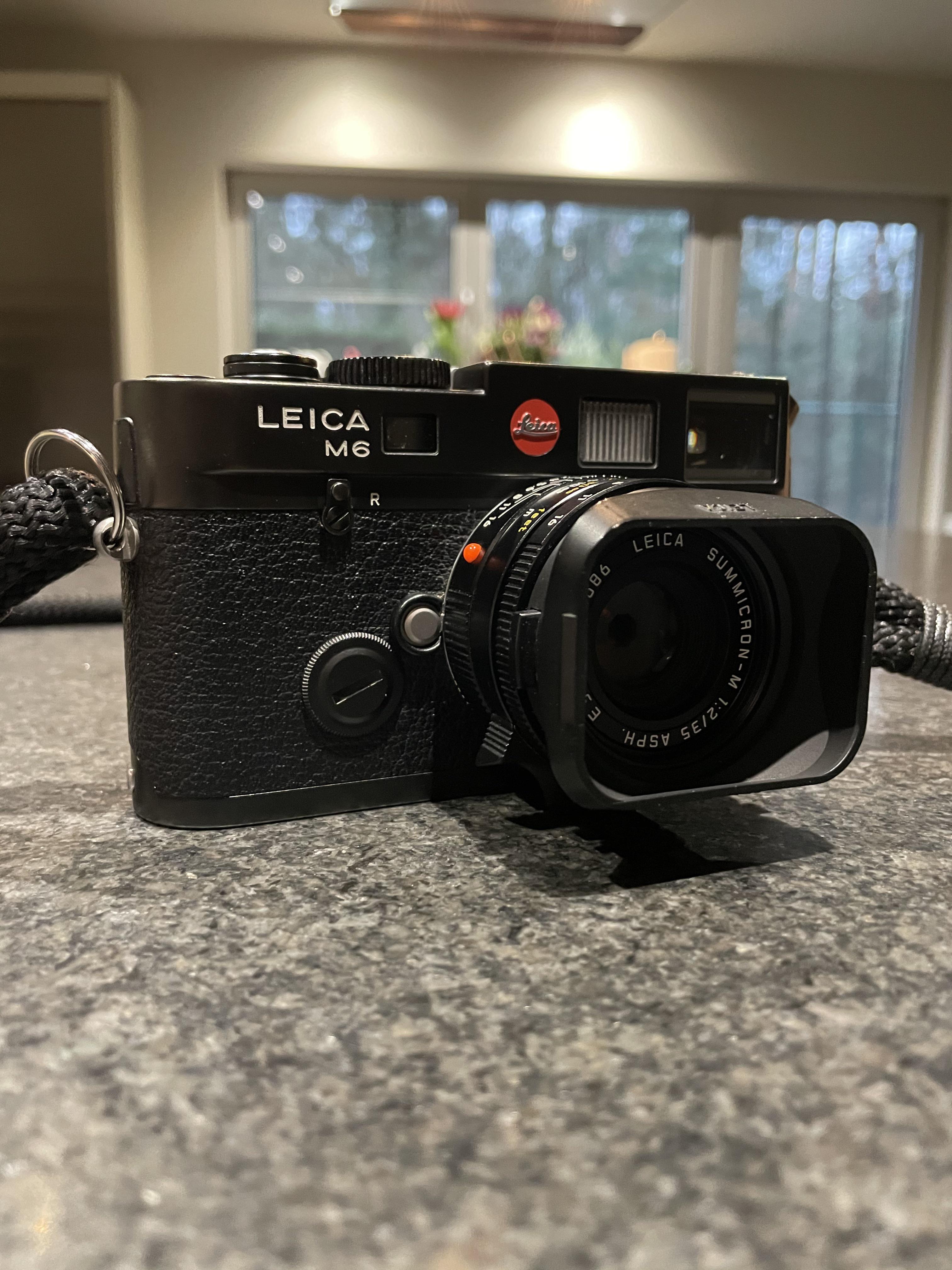 Just picked up my first M6 TTL in 0.58 viewfinder! : r/Leica