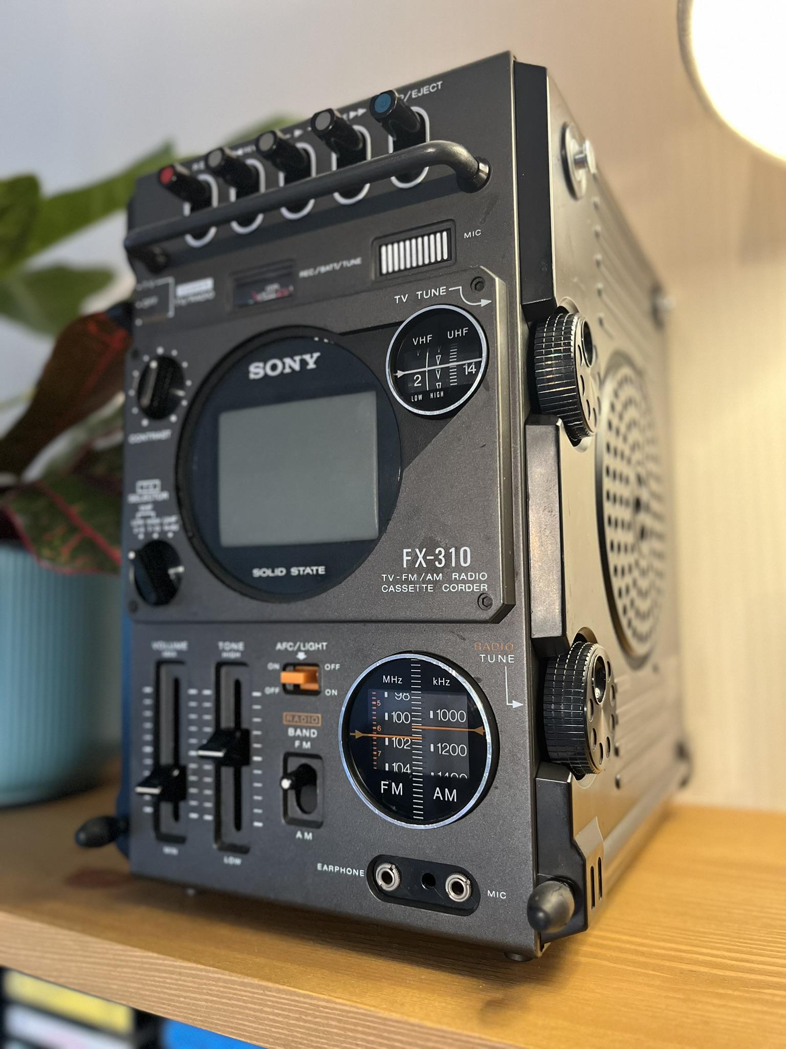 Sony FX-300 Jackal I found in Akihabara : r/cassettefuturism