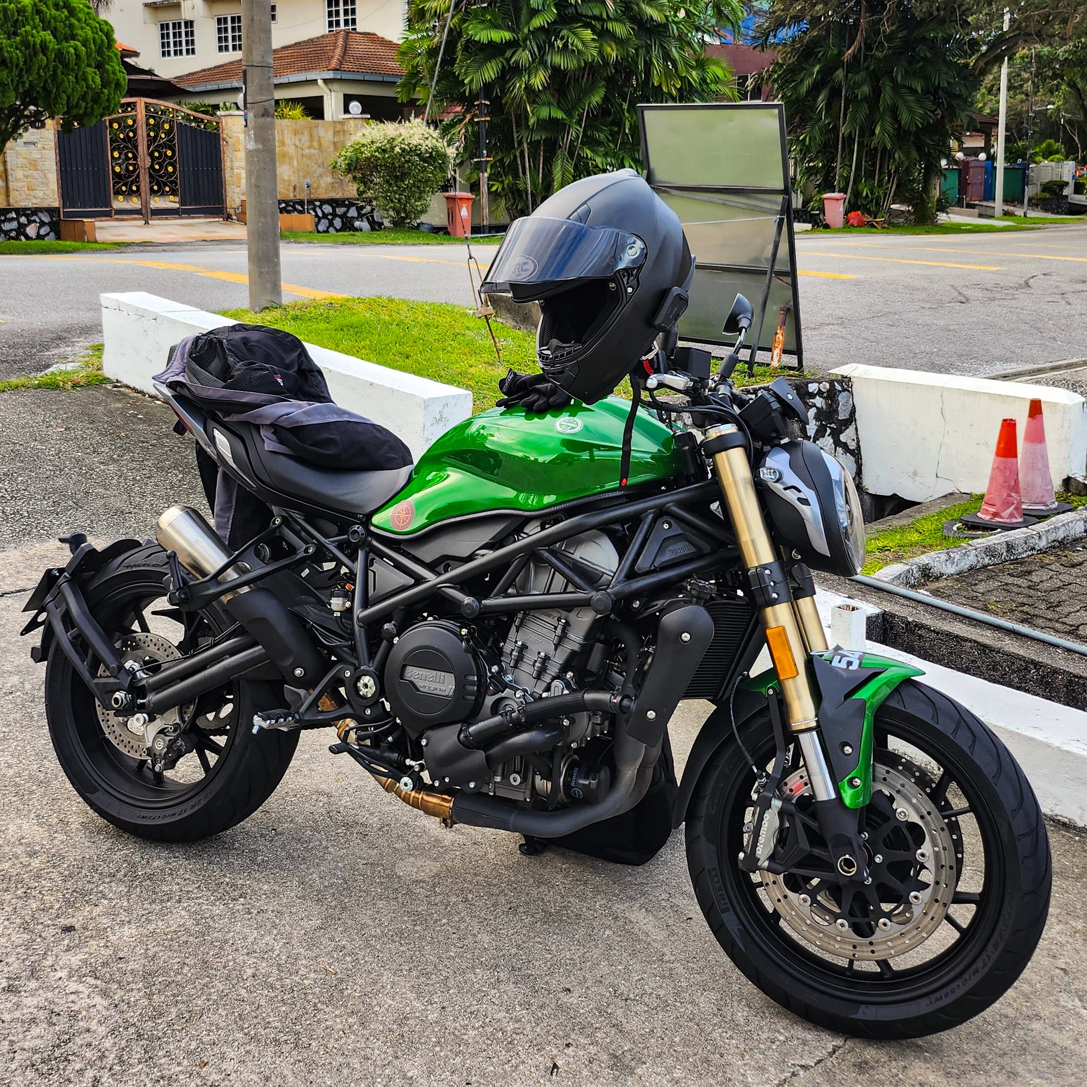 Just got back from vacation, now I'm back commuting with this