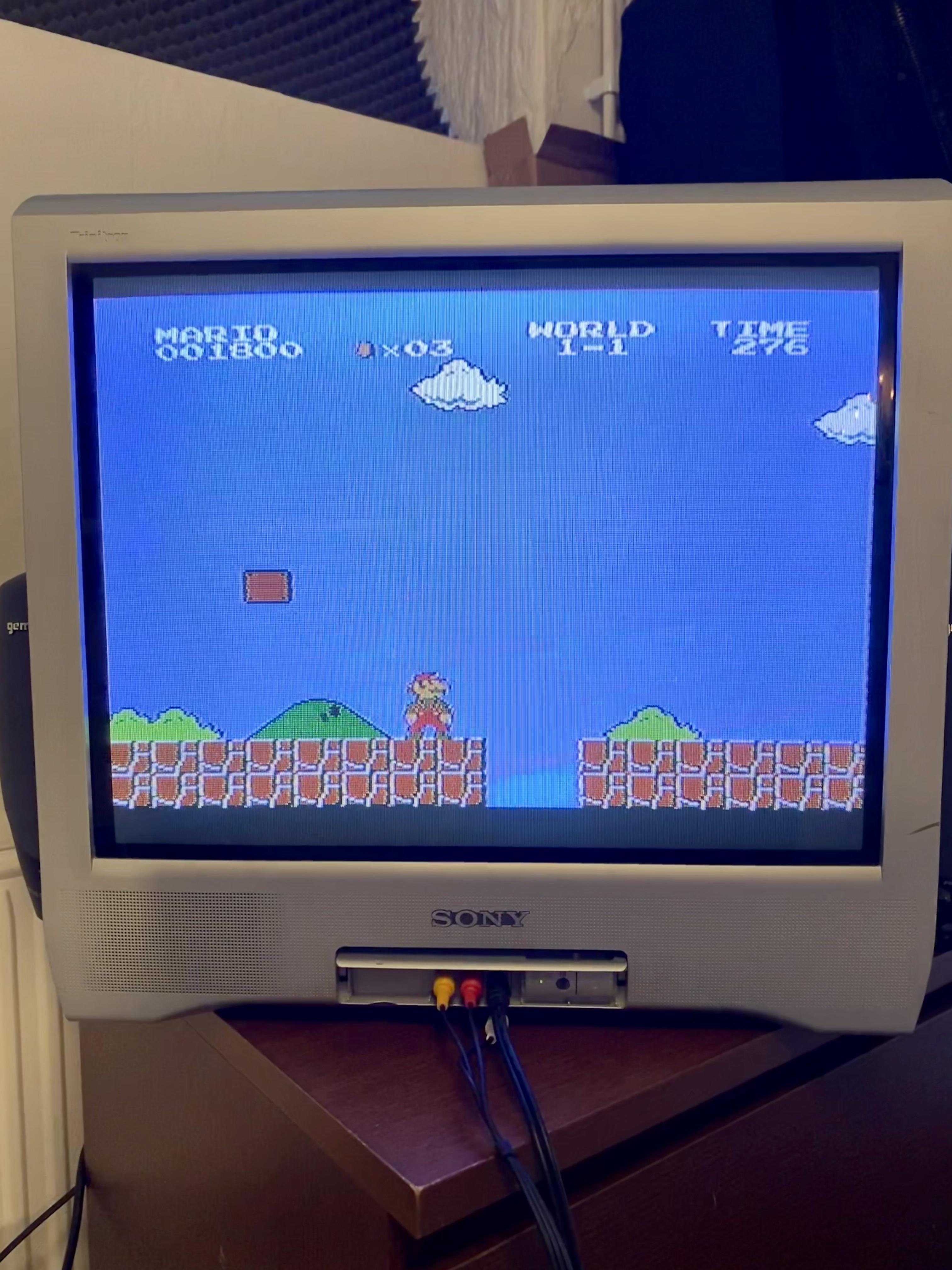 Got this Sony Trinitron KV-21CT1E from a friend. I love it, but is