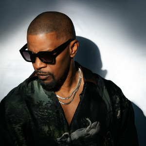 Extravaganza (feat. Kanye West) - Shux Remix ‑ 曲・歌詞：Jamie