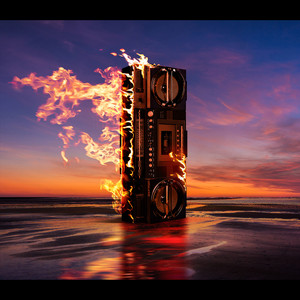 RUN - Album by B'z | Spotify