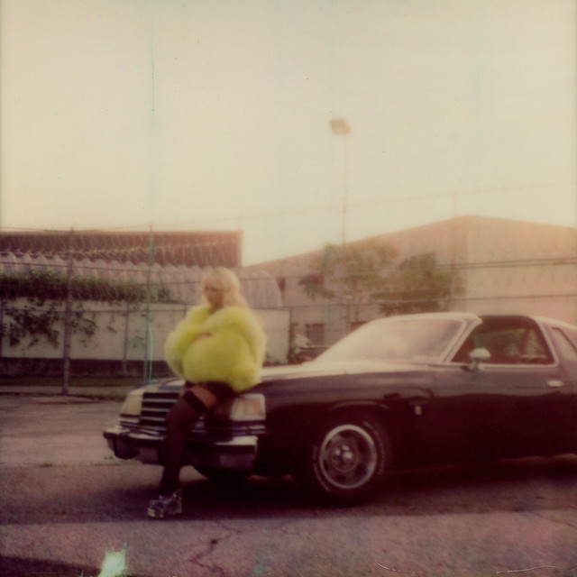 Please Please Please ‑「シングル」by サブリナ・カーペンター | Spotify