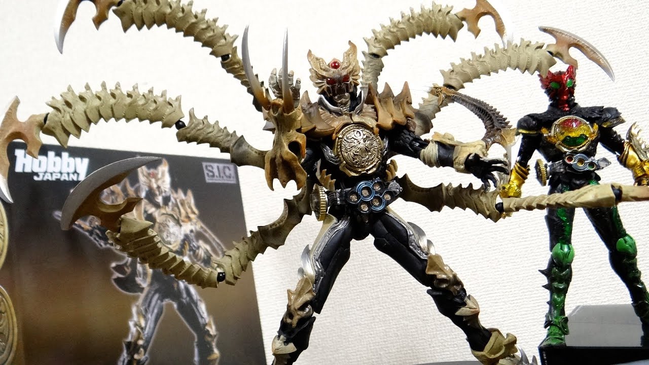 Transform with 6 Core Medals! HexaOOO (Shocker Leader) Review