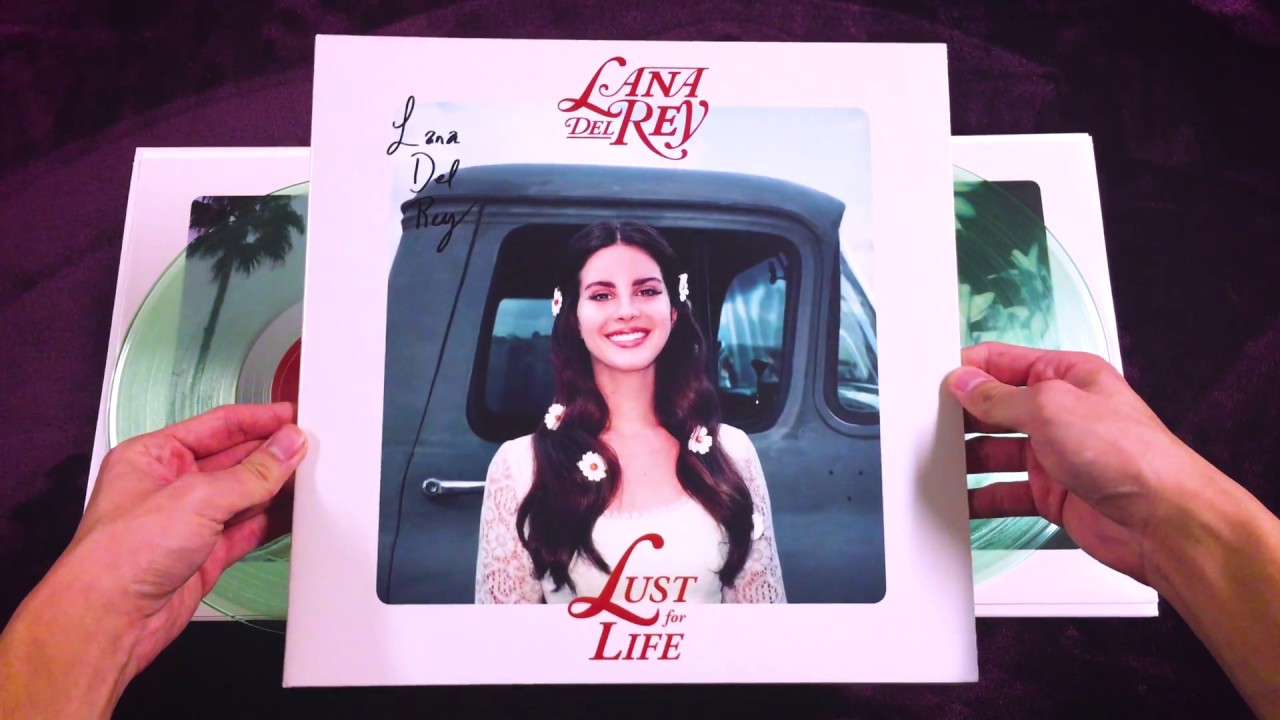 Lana Del Rey - Lust For Life (Autographed Clear Vinyl Unboxing