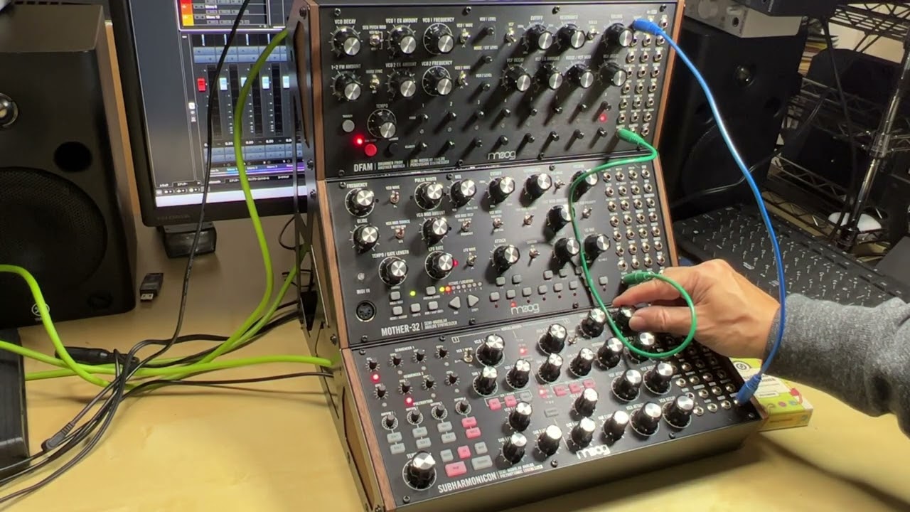 Moog Sound Studioで遊ぶ、ディープで楽しいアナログ・セミモジュー