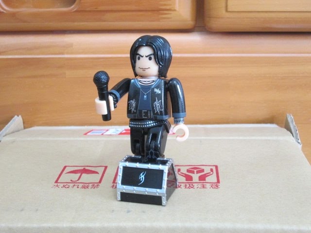 開封！ 氷室京介カウントダウンライブ（2010-11）Blu-ray & フィギュア