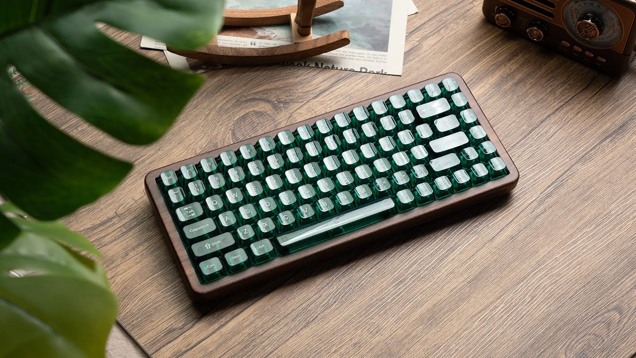 Womier WD75 V2 Wooden Keyboard - Crafted from Real Walnut Wood