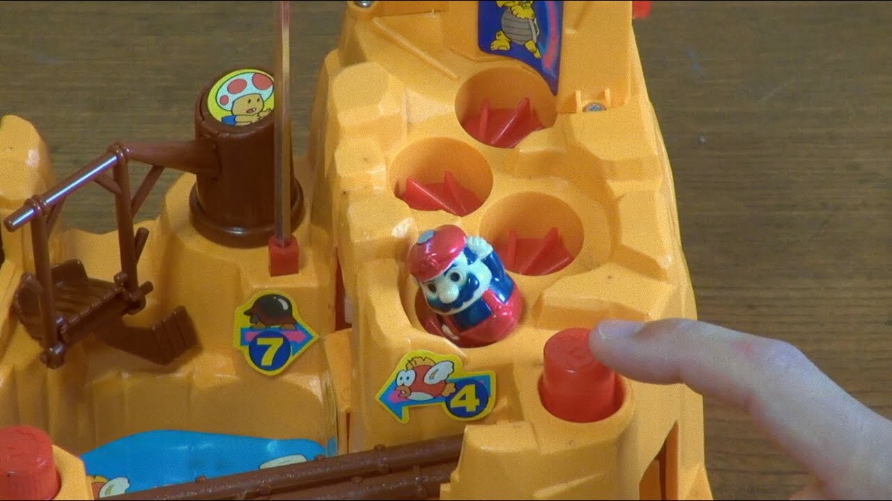 80's Vintage Toy『SUPER MARIO Adventure Game』 - YouTube