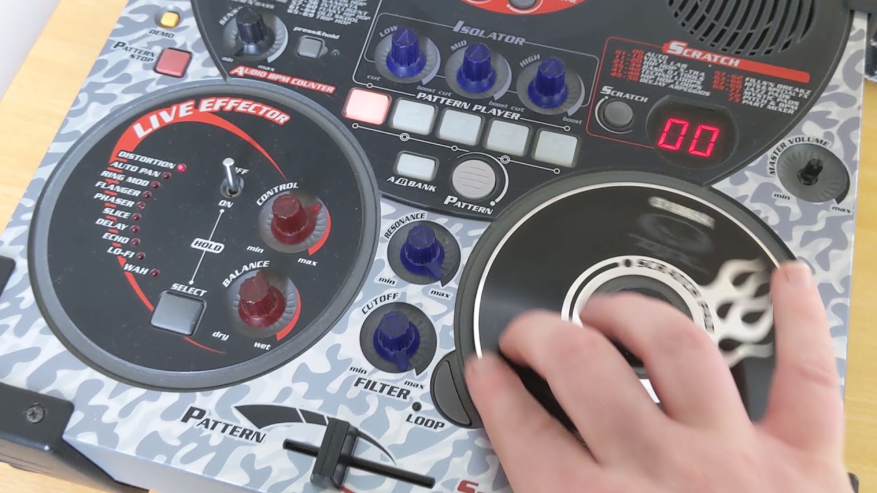 Yamaha DJX-IIb - YouTube