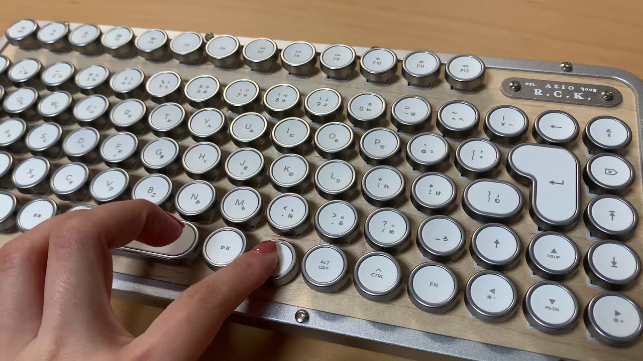 AZIO レトロクラシック・コンパクトキーボード MK-RCK-W-02-JP