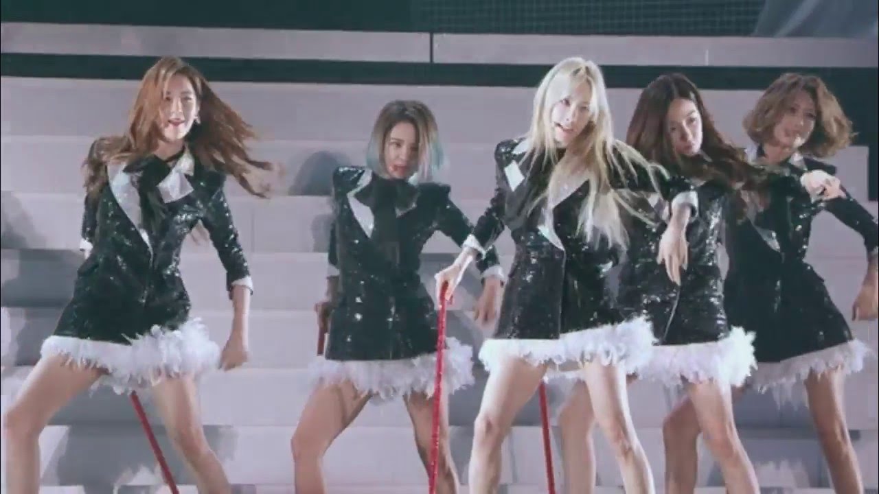 DVD] Girls' Generation Phantasia in JAPAN - Bump It - YouTube