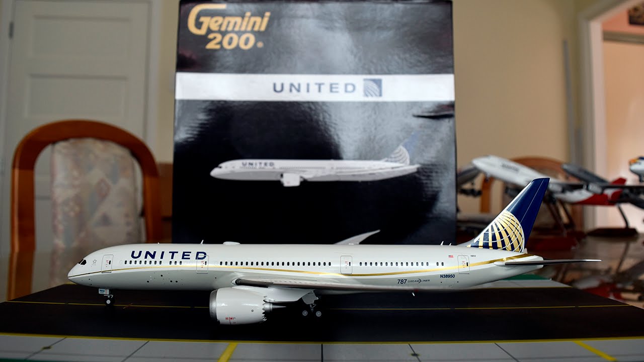 Gemini Jets 1:200 United Airlines 787-9 Unboxing and Review - YouTube