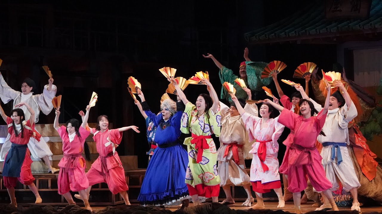 舞台『千と千尋の神隠し』2022年キャスト Blu-ray発売決定！ - YouTube